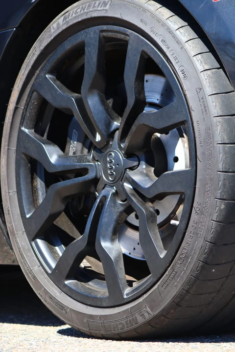2009 Audi 42 R8 - Image 19 of 28