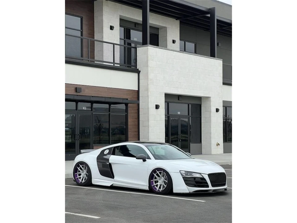 2009 Audi 42 R8 - Image 2 of 31