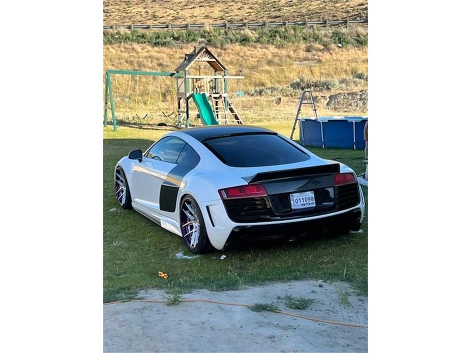 2009 Audi 42 R8 - Image 8 of 31