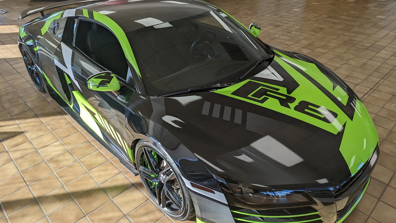 2009 Audi 42 R8 - Image 14 of 14