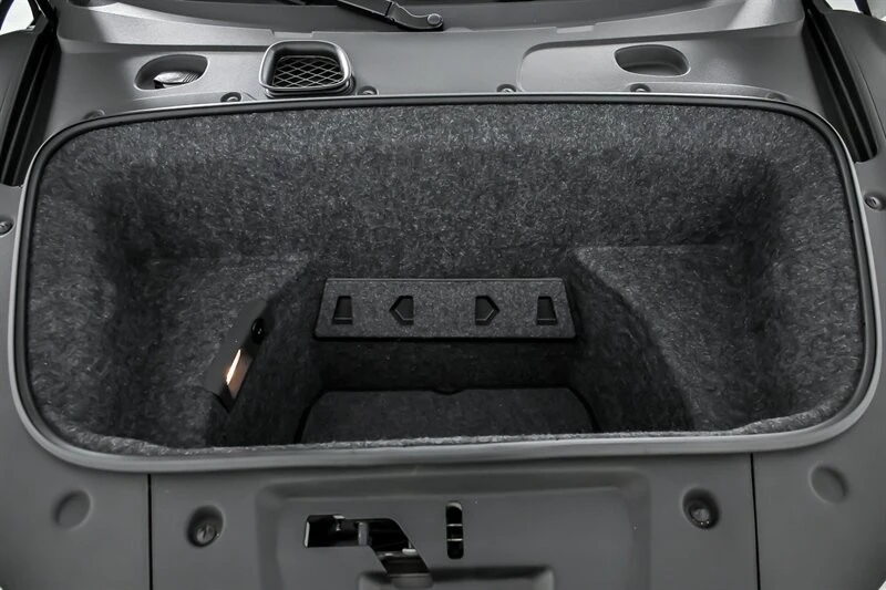 2009 Audi 42 R8 - Image 19 of 31