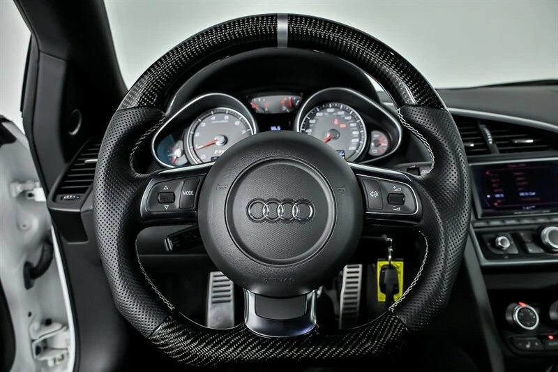 2009 Audi 42 R8 - Image 29 of 31