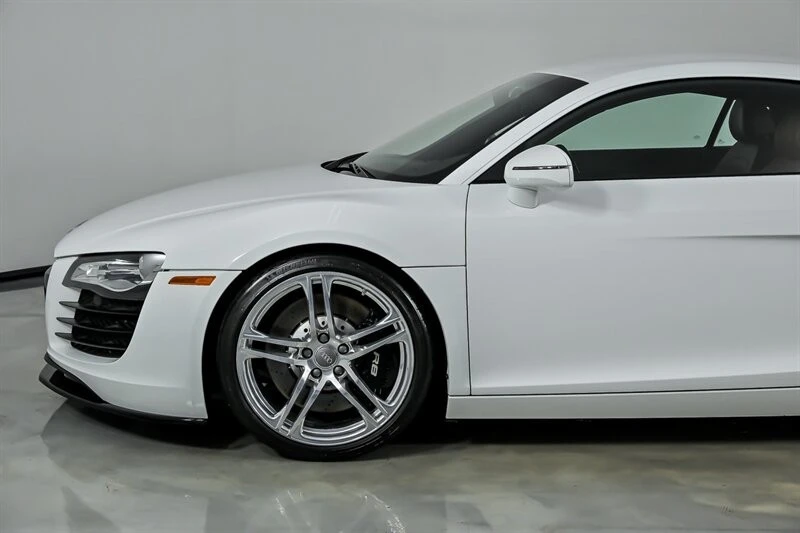 2009 Audi 42 R8 - Image 8 of 31