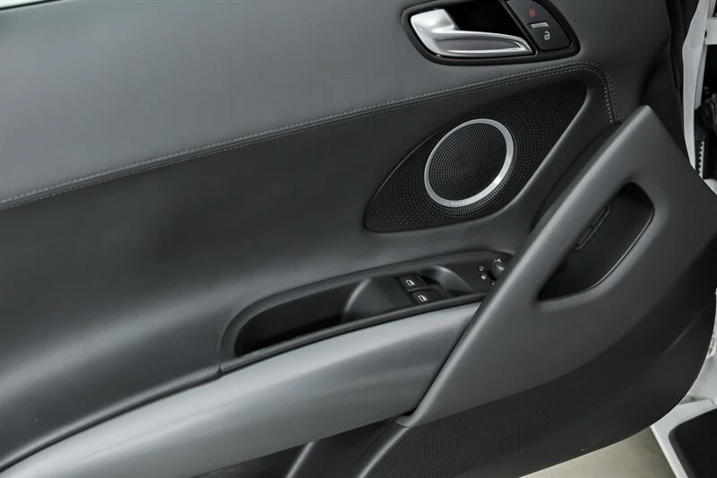 2009 Audi 42 R8 - Image 20 of 31