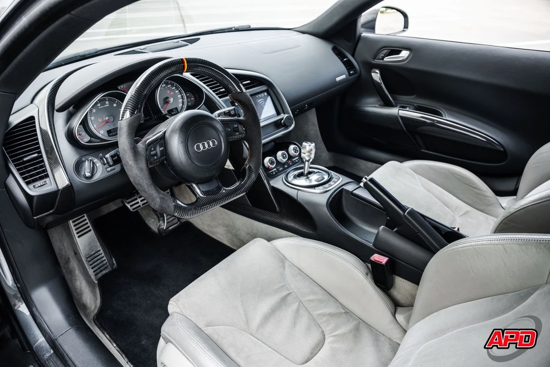 2009 Audi 42 R8 - Image 2 of 12