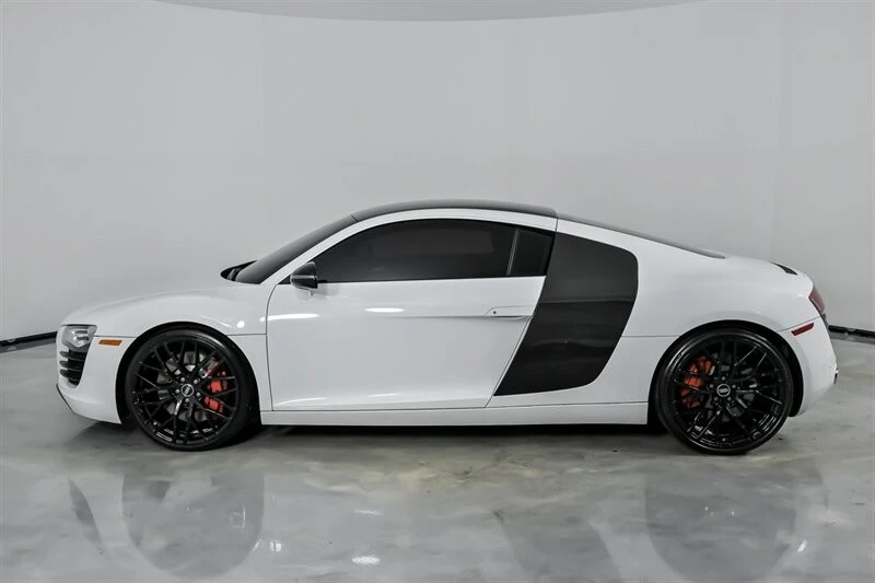 2009 Audi 42 R8 - Image 8 of 21