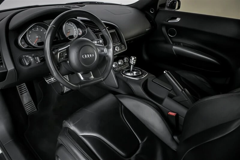 2009 Audi 42 R8 - Image 20 of 21