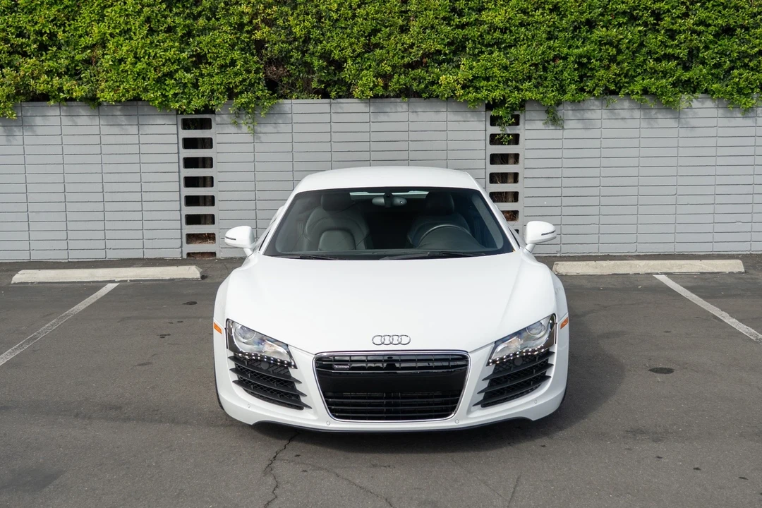 2009 Audi 42 R8 - Image 2 of 21