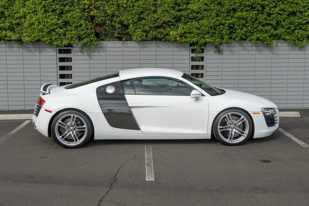 2009 Audi 42 R8 - Image 7 of 21