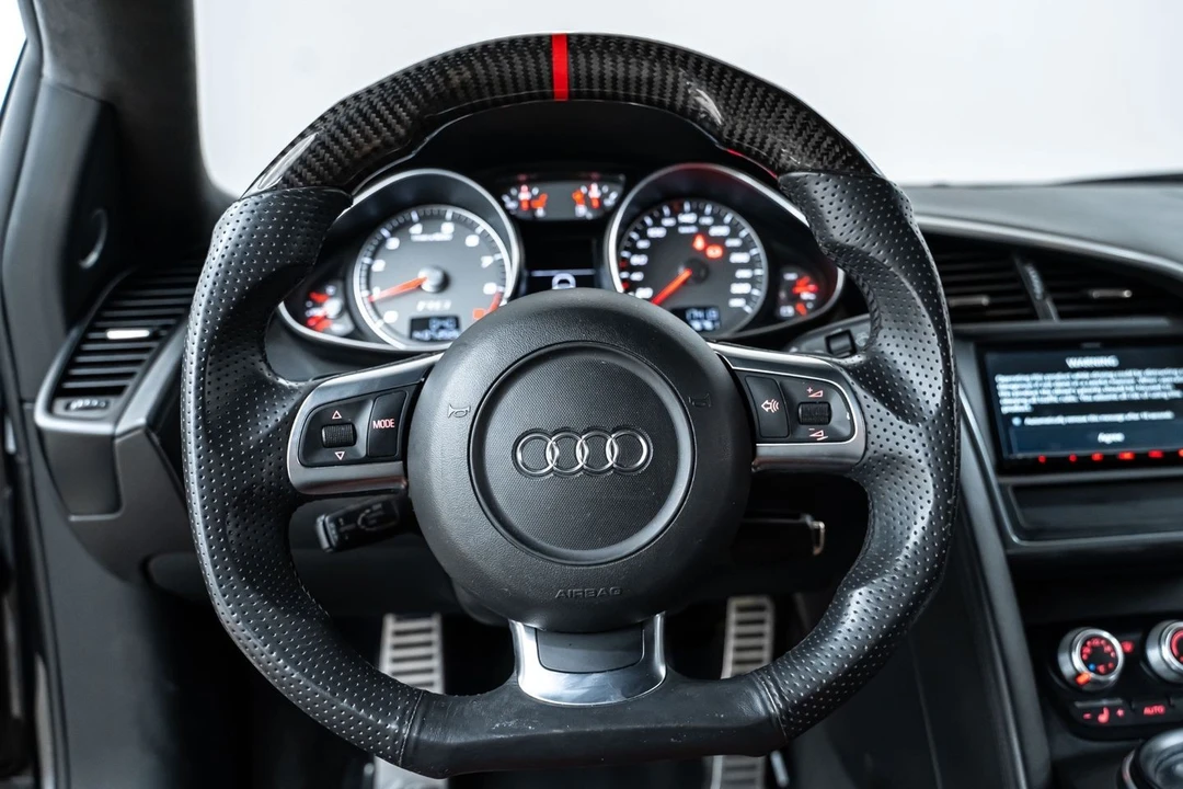 2009 Audi 42 R8 - Image 29 of 31