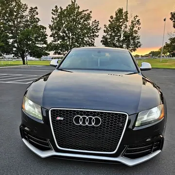 2009 Audi S5 Premium Plus Coupe 2D
