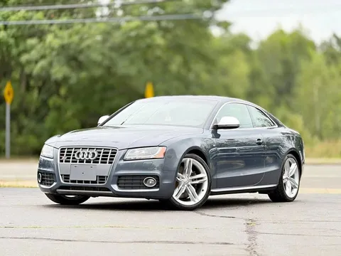2009 Audi S5 Quattro Coupe 2D