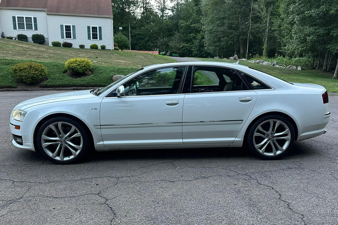 2009 Audi D3 S8 - Image 3 of 31