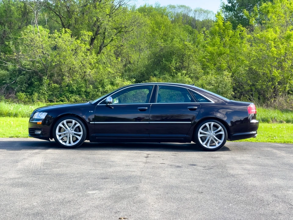 2009 Audi D3 S8 - Image 2 of 31