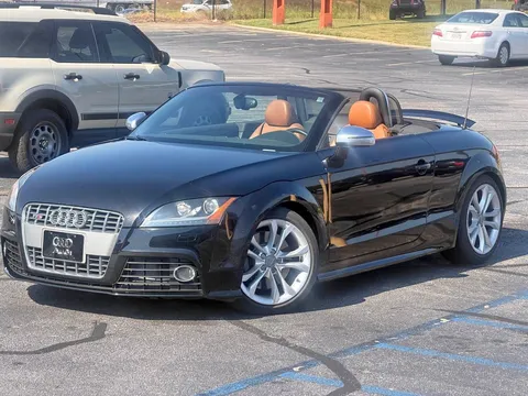 2009 Audi TT TTS Quattro Coupe 2D