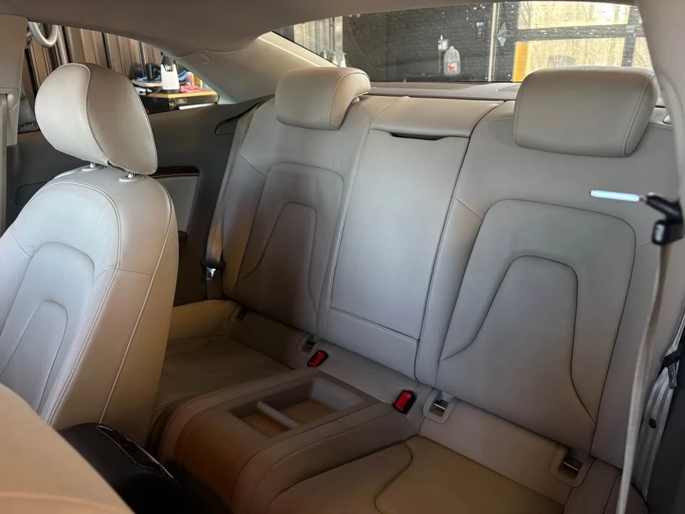 2009 Audi B8 A5 - Image 8 of 11
