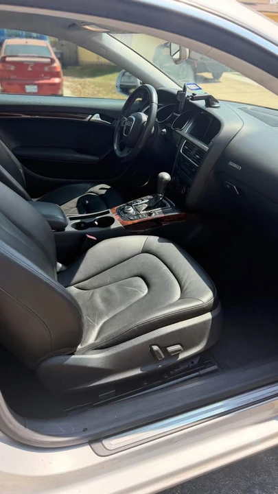 2009 Audi B8 A5 - Image 2 of 5
