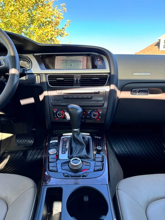 2009 Audi B8 A5 - Image 12 of 16