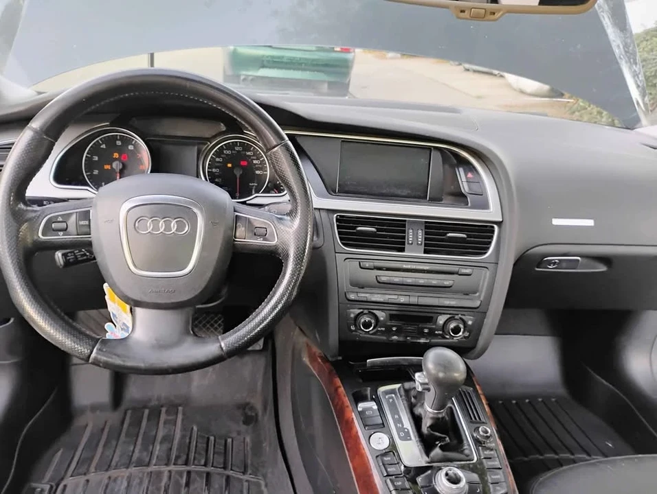 2009 Audi B8 A5 - Image 7 of 12