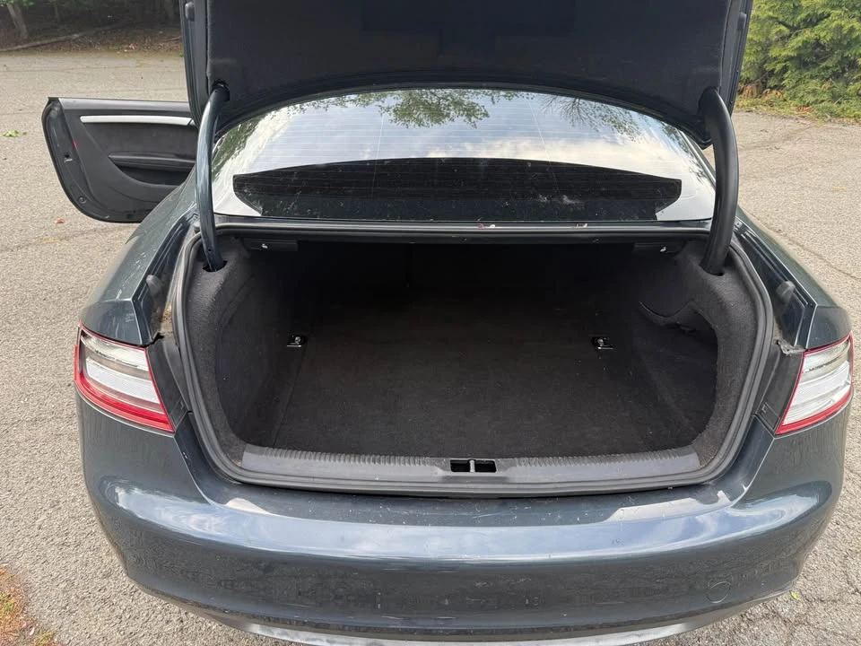 2009 Audi B8 A5 - Image 10 of 11