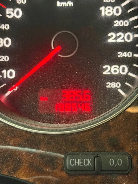 2009 Audi D3 A8 - Image 11 of 17