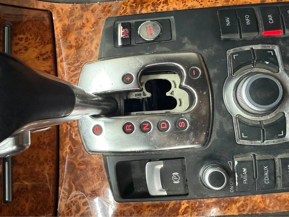 2009 Audi D3 A8 - Image 13 of 17