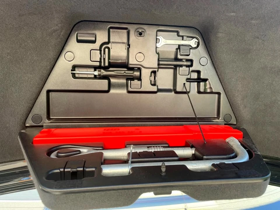 2009 Audi D3 A8 - Image 13 of 17