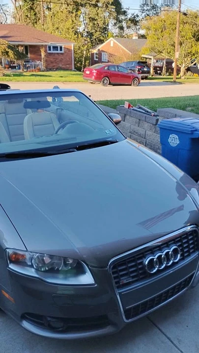 2009 Audi Coupe & Cabriolet - Image 2 of 12