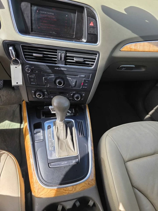 2009 Audi 8R Q5 - Image 12 of 16