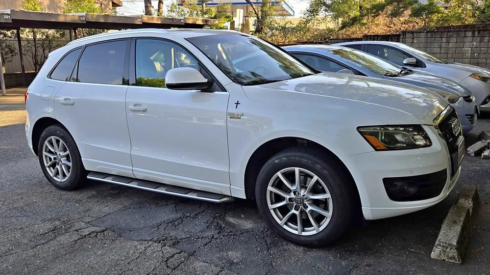 2009 Audi 8R Q5 - Image 2 of 13