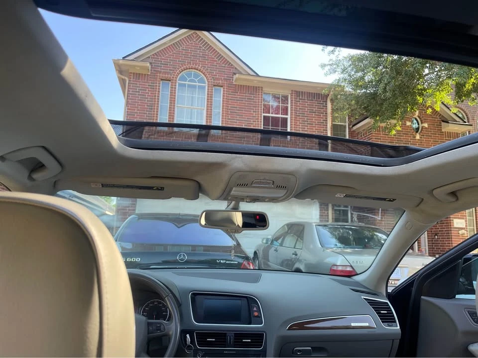 2009 Audi 8R Q5 - Image 2 of 12