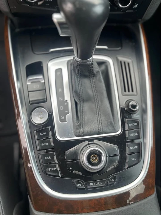 2009 Audi 8R Q5 - Image 12 of 18