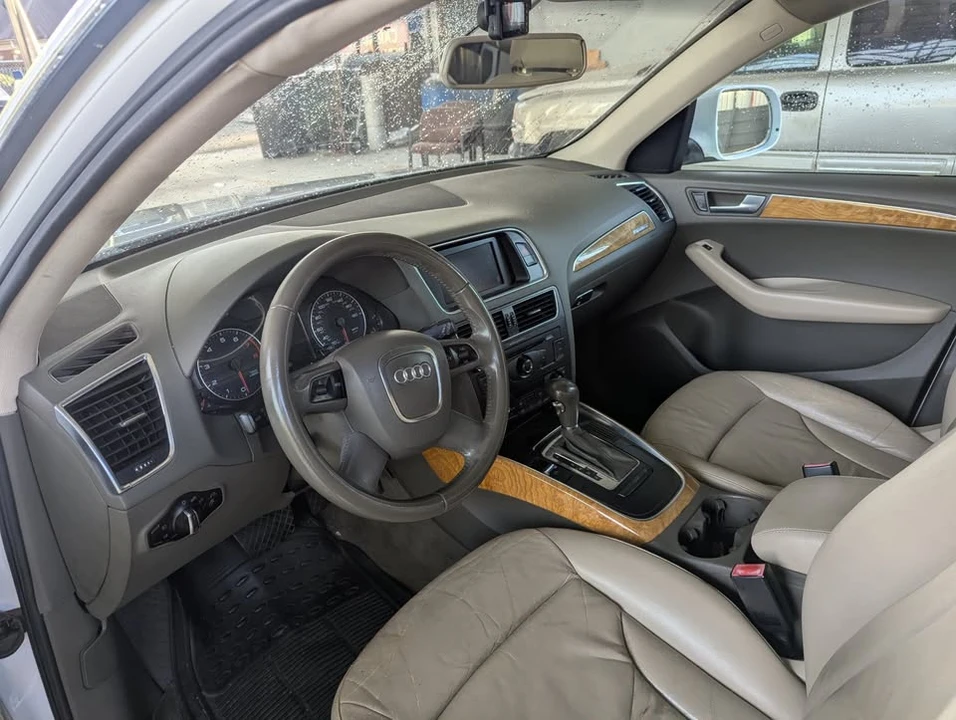 2009 Audi 8R Q5 - Image 2 of 5