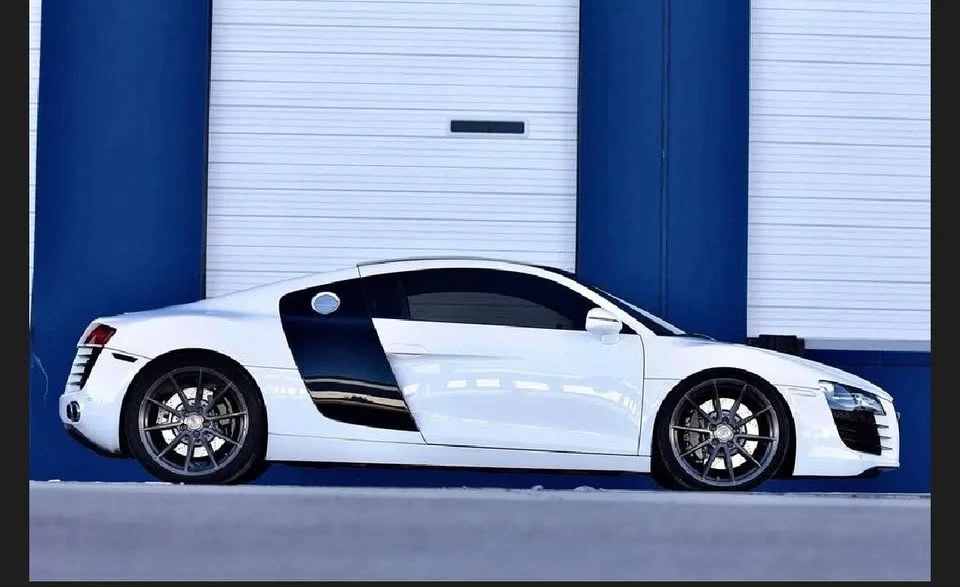 2009 Audi 42 R8 - Image 4 of 10