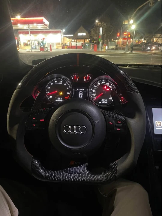 2009 Audi 42 R8 - Image 12 of 13