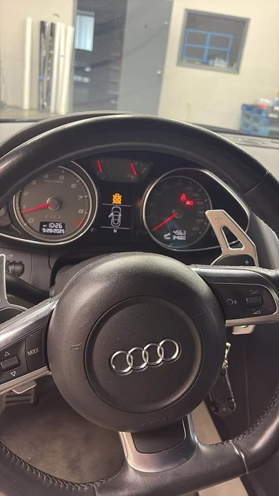 2009 Audi 42 R8 - Image 6 of 7