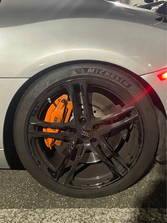 2009 Audi 42 R8 - Image 13 of 13