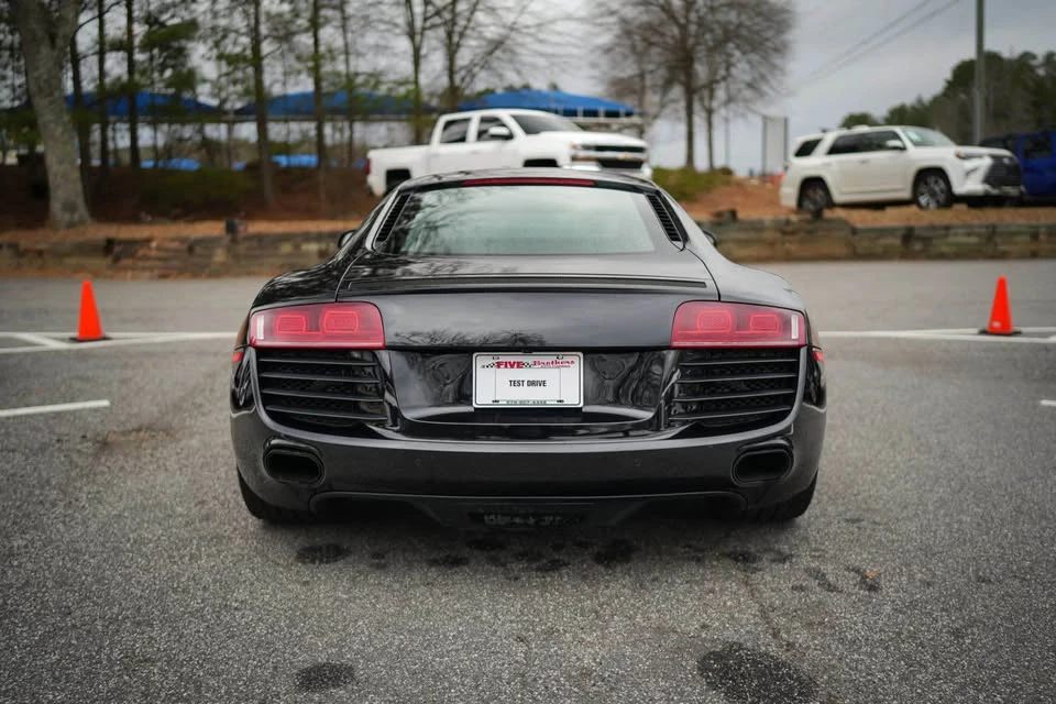 2009 Audi 42 R8 - Image 6 of 15
