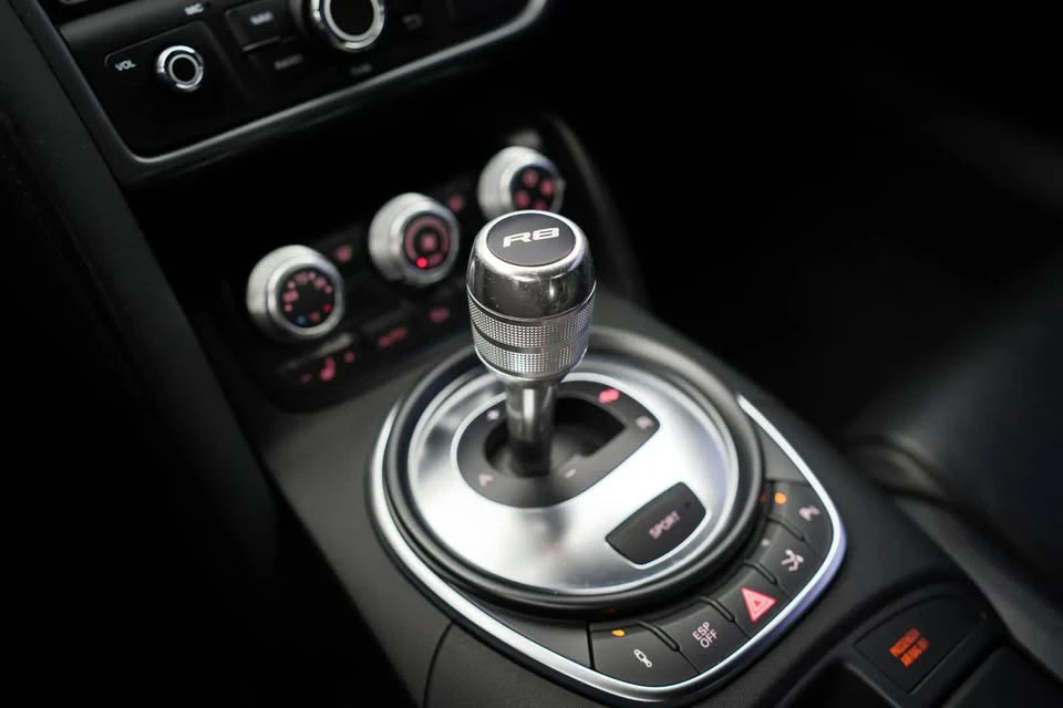 2009 Audi 42 R8 - Image 13 of 15