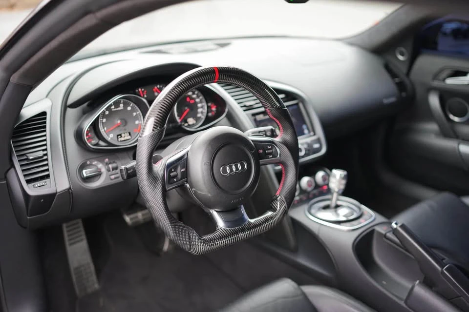 2009 Audi 42 R8 - Image 8 of 15