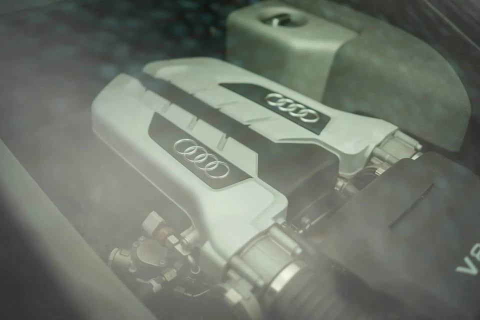 2009 Audi 42 R8 - Image 7 of 15