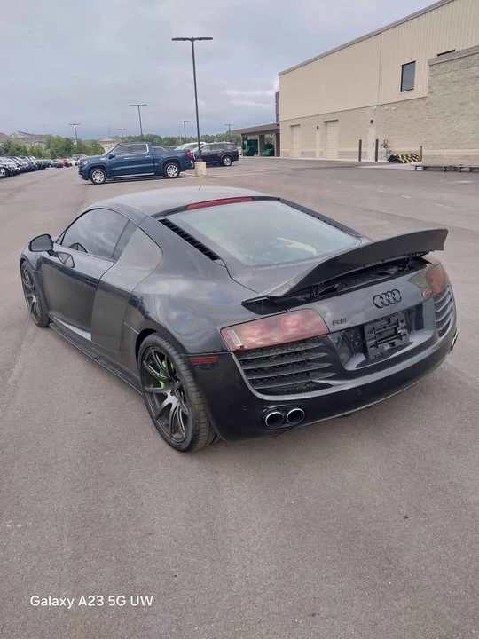 2009 Audi 42 R8 - Image 2 of 17
