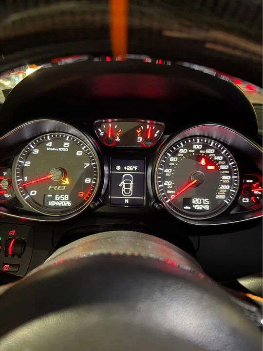 2009 Audi 42 R8 - Image 4 of 7