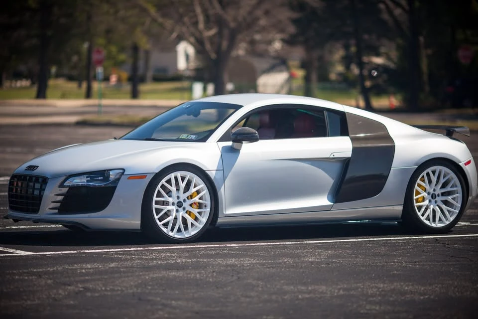 2009 Audi 42 R8 - Image 7 of 15