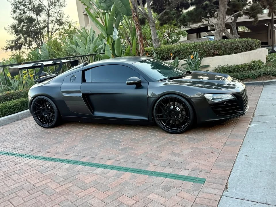 2009 Audi 42 R8 - Image 2 of 13