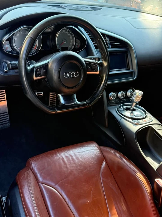 2009 Audi 42 R8 - Image 9 of 13