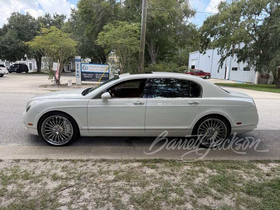 2009 Bentley Continental Flying Spur - Image 9 of 24