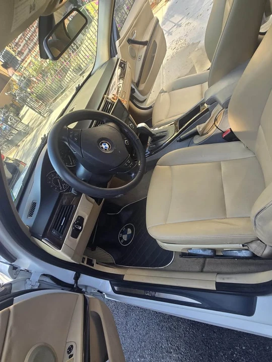 2009 BMW E90 3 Series Sedan - Image 6 of 9