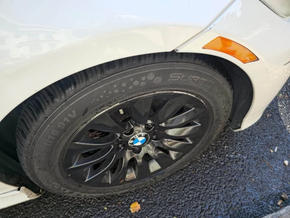 2009 BMW E90 3 Series Sedan - Image 8 of 9