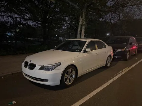 2009 BMW 528i